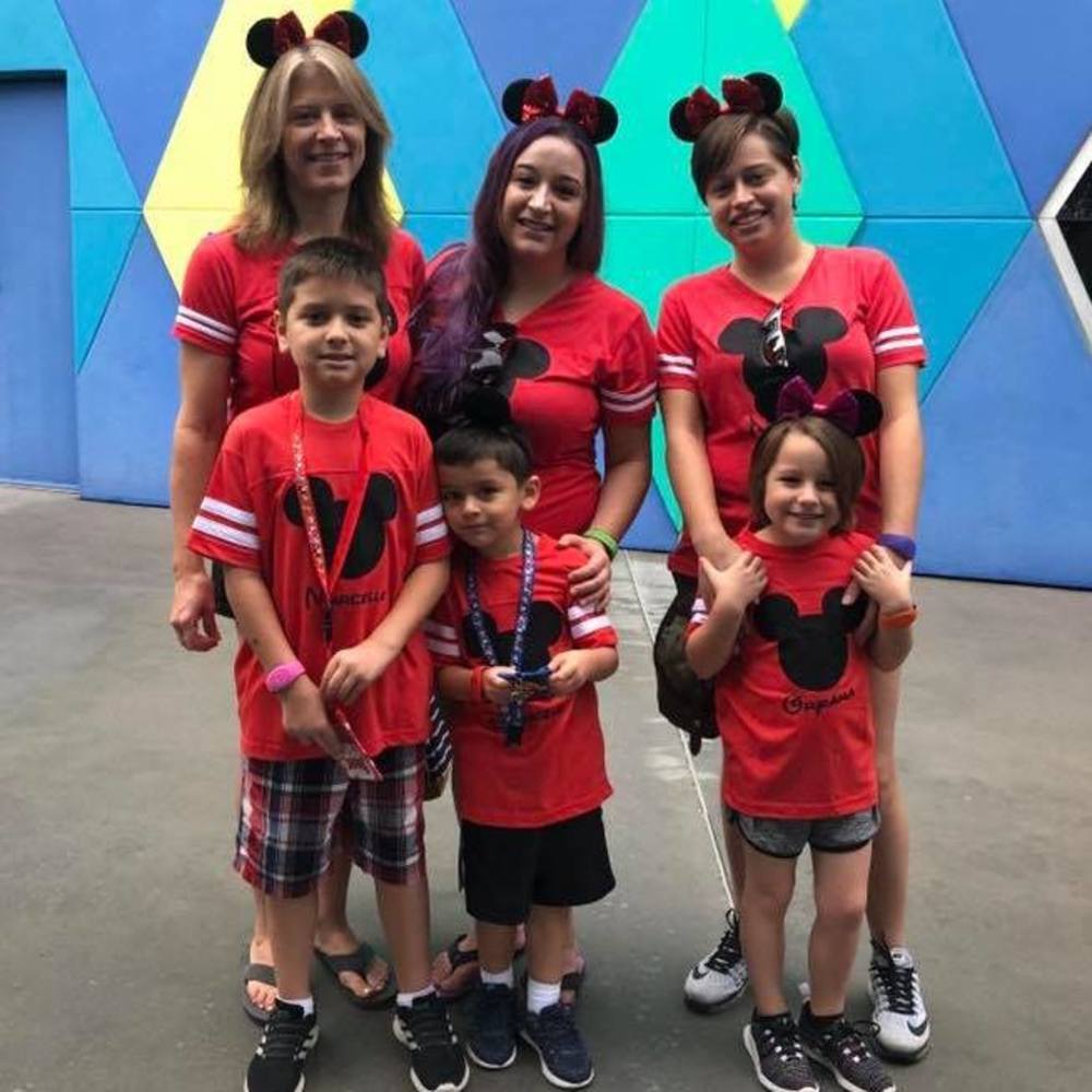 Meet your Posher, Niki